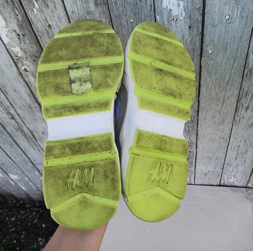 H&M‎ Womens Sz 6 Neon Green Highlighter Lace Up Chunky Style Trainers Sneaker